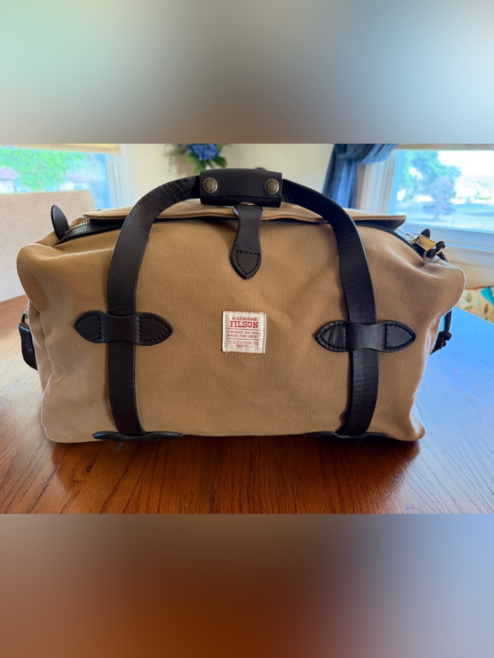 Authentic Filson Small Rugged Twill Duffle Bag in Tan